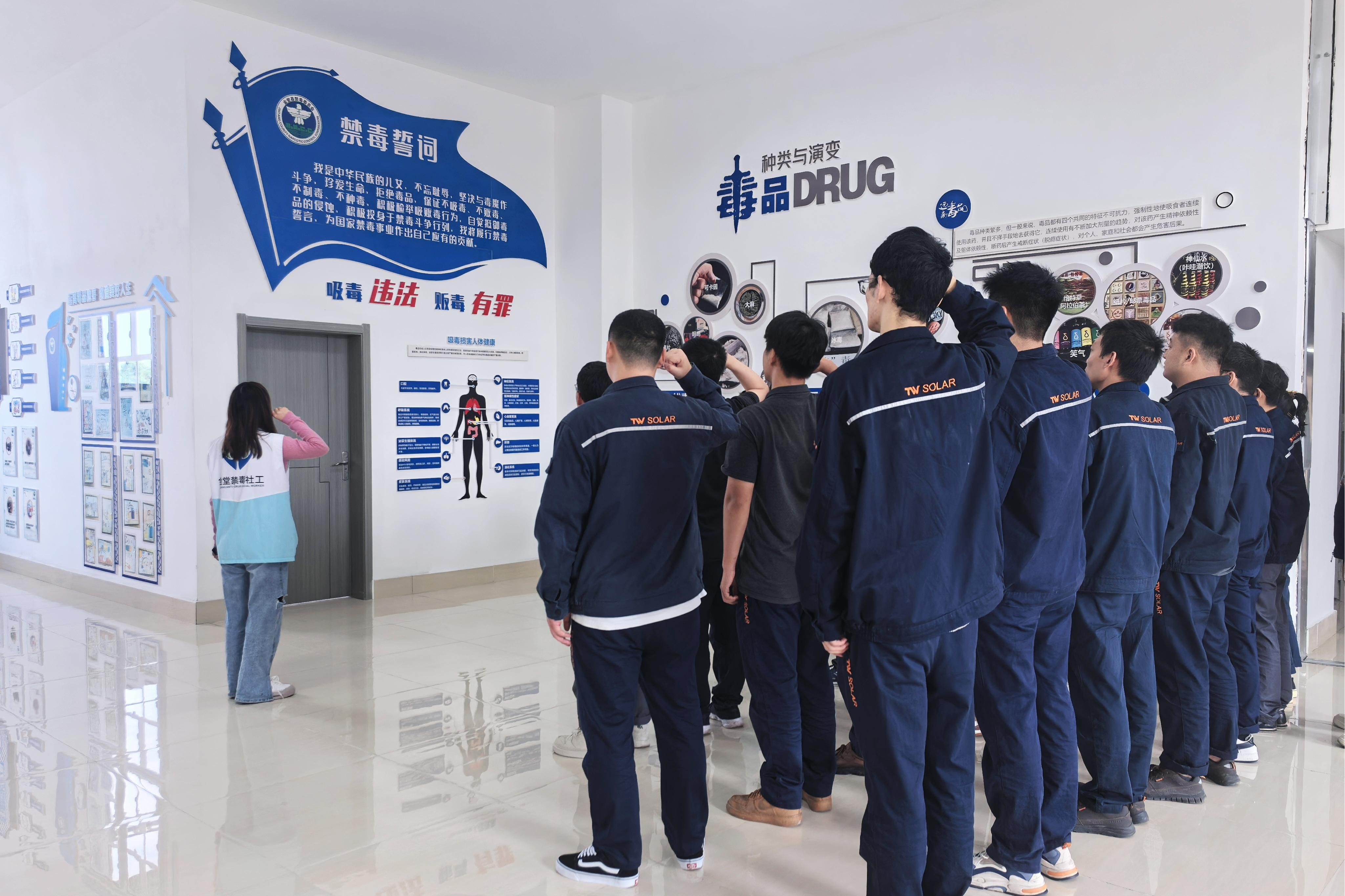 22bf10888626464a8d48fff8586e3642.jpg 22bf10888626464a8d48fff8586e3642.jpg