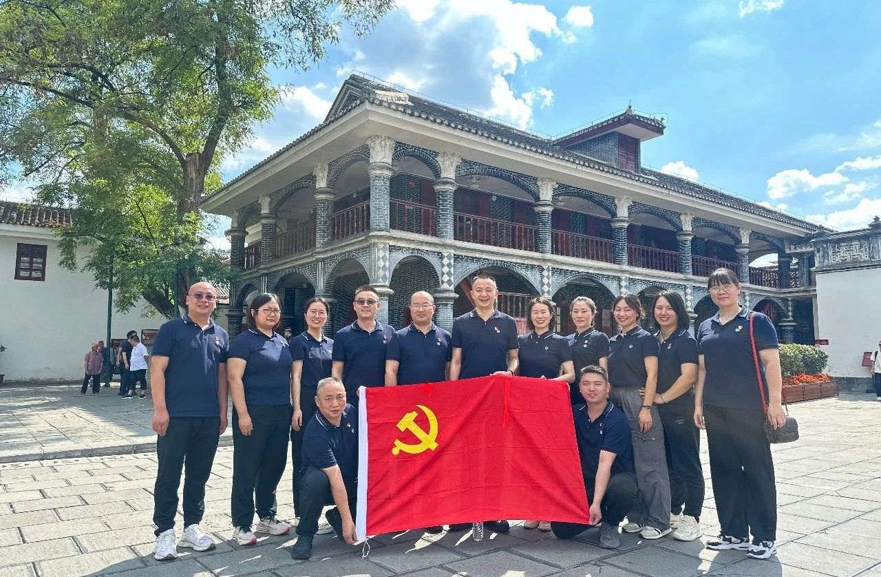 2ddca6cf0c29c2703f65933eedce95d1.jpg 2ddca6cf0c29c2703f65933eedce95d1.jpg