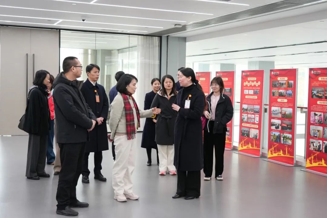 c033cb71aea564f641e34d7f13db6825.jpg c033cb71aea564f641e34d7f13db6825.jpg