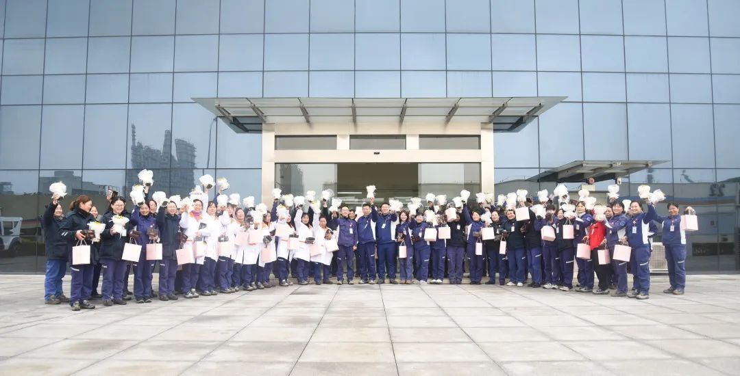 d18f0090f3a3cd46a25643812dc27a63.jpg d18f0090f3a3cd46a25643812dc27a63.jpg