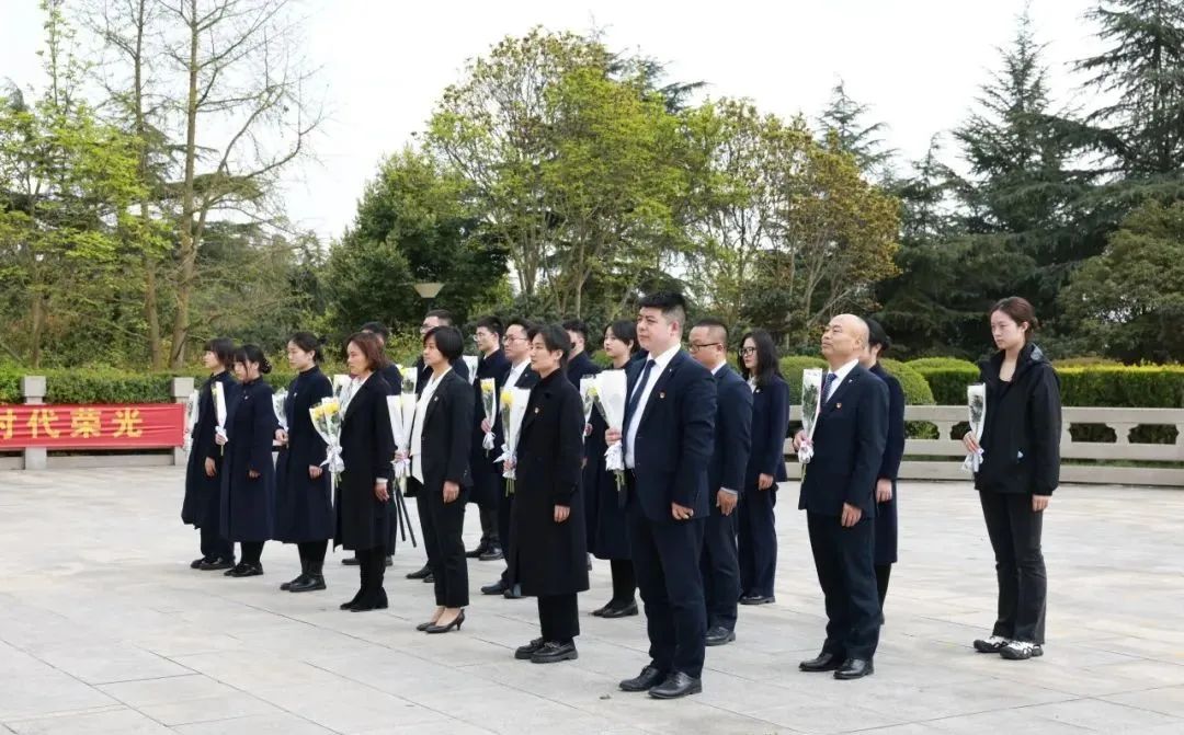 bf5ba335d93bf780977f35501d2f8f7e.jpg bf5ba335d93bf780977f35501d2f8f7e.jpg