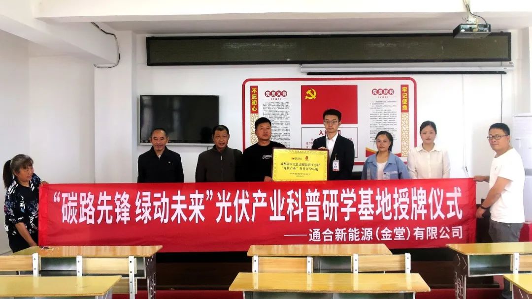 38e537db9f540ed69ac0cb9cdc2f9e9c.jpg 38e537db9f540ed69ac0cb9cdc2f9e9c.jpg