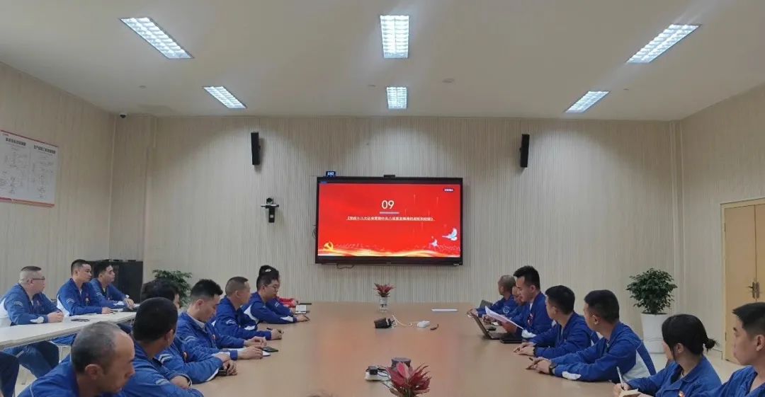 3203cc7d13a4d5fd89ed4c362948e349.jpg 3203cc7d13a4d5fd89ed4c362948e349.jpg