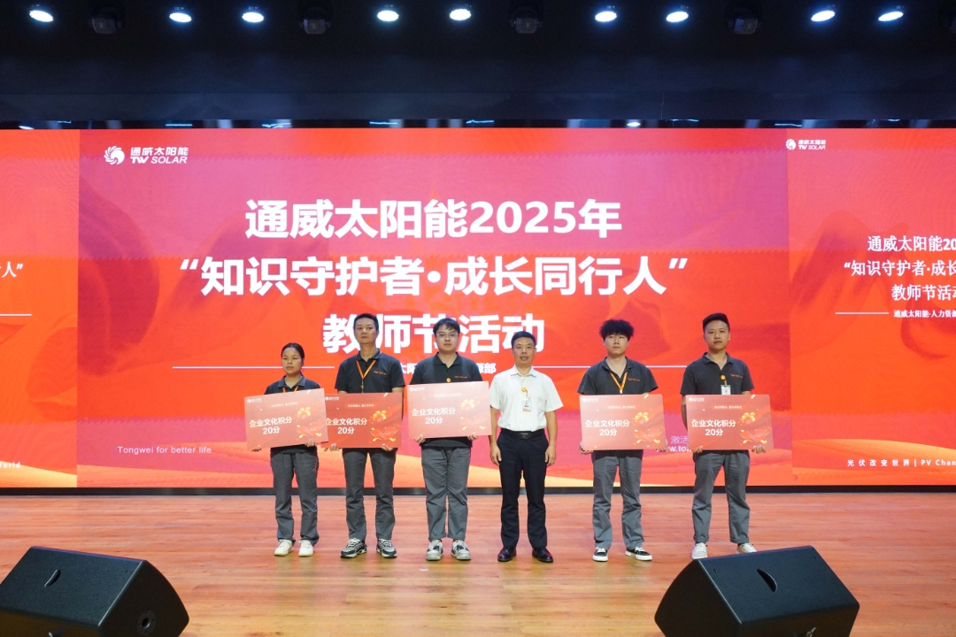 9e23b4aa77e5f2dd95574ab7e7f7b980.jpg 9e23b4aa77e5f2dd95574ab7e7f7b980.jpg