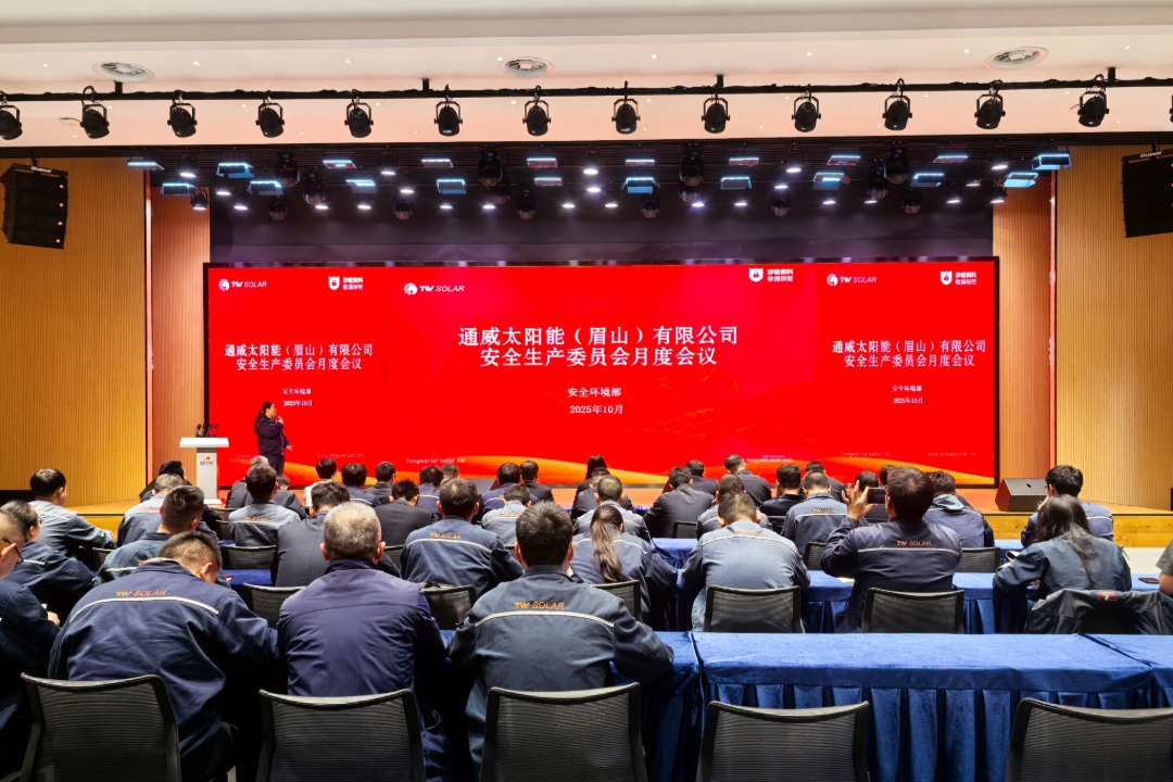 56d7b33d8b7b76d2c4013756739cfcc8.jpg 56d7b33d8b7b76d2c4013756739cfcc8.jpg