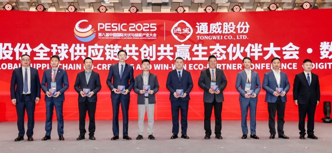 995943f2e7678297e95efabdd7c13576.jpg 995943f2e7678297e95efabdd7c13576.jpg