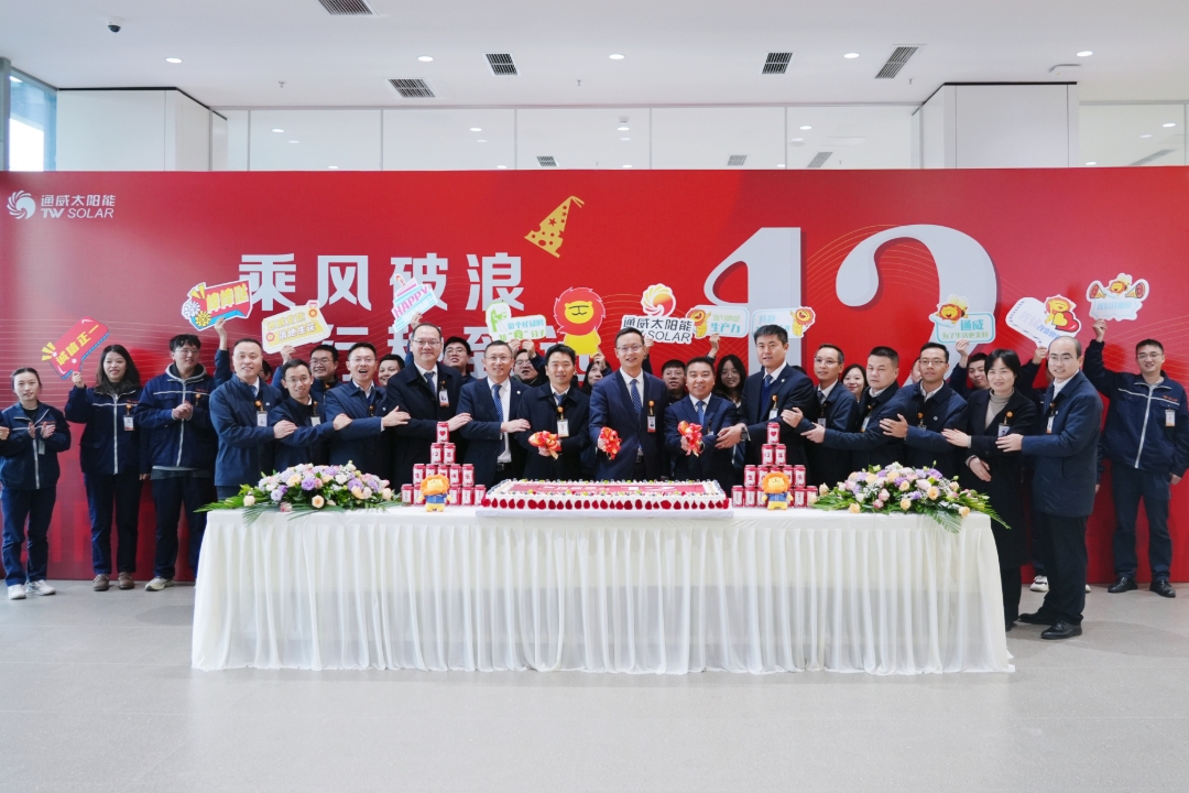 f91ba754a3d7f9f5b8c16adac89029db.jpg f91ba754a3d7f9f5b8c16adac89029db.jpg