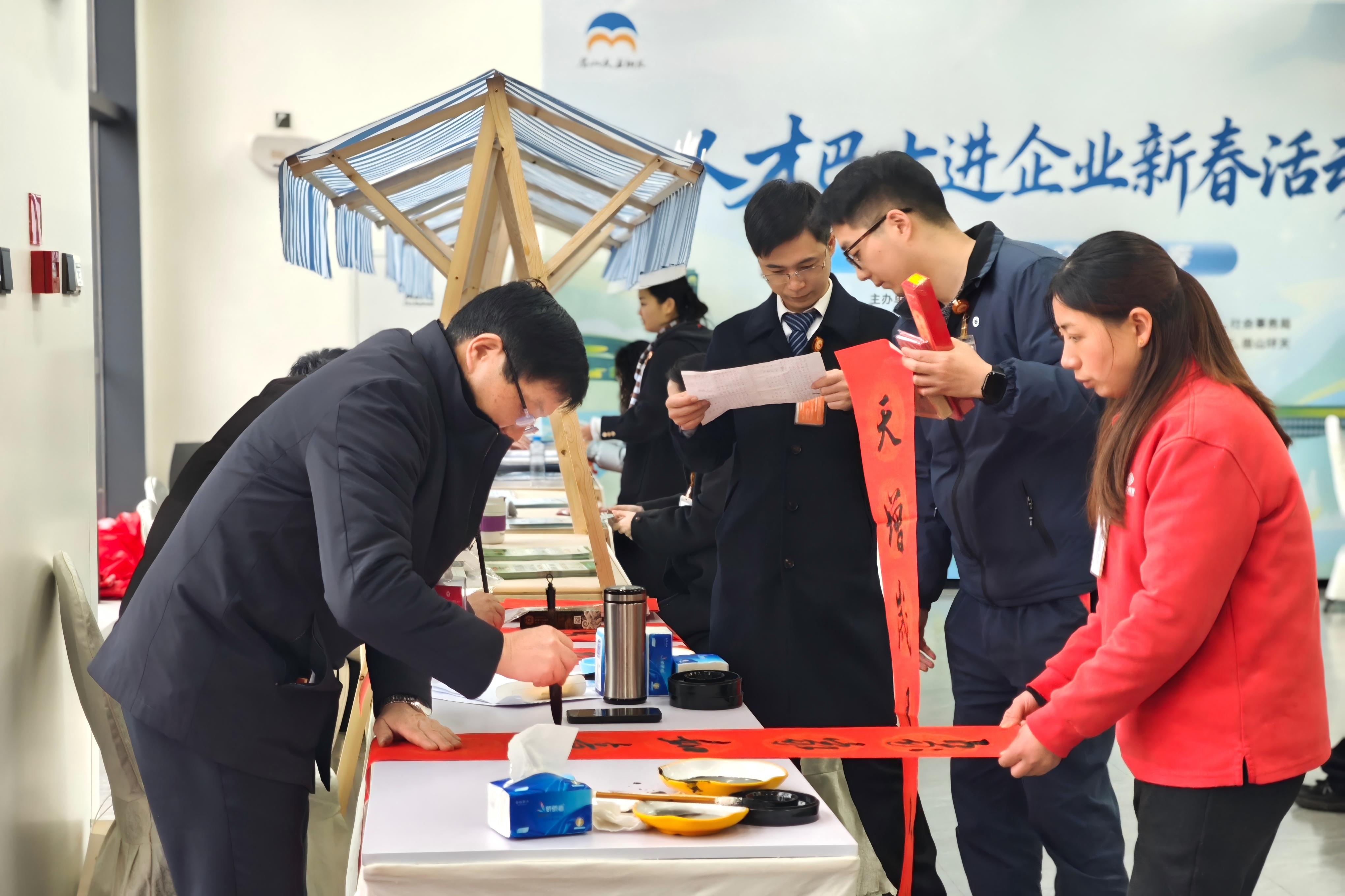 cd7b119a181316eacecda4091013cb82.jpg